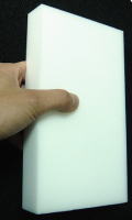 �������p1�������w���̕��ɂ́A����ɑ�^�����~���X�|���W(��12cm�~20cm)�𖳗��v���[���g!